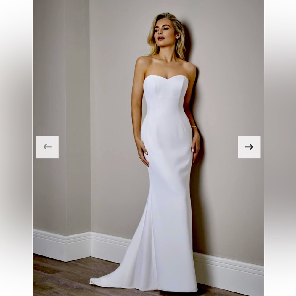 New Sassi Holford Jessica corseted wedding dress